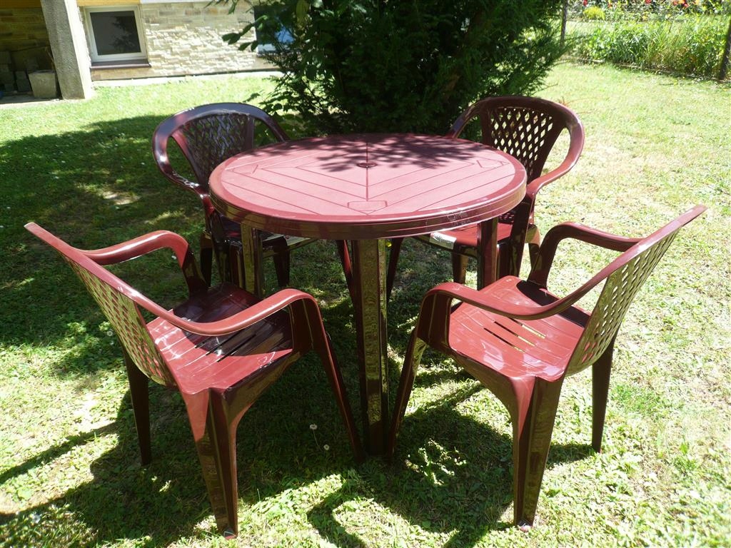 OGRODOWY BORDOWY ZESTAW 4+1 KRZESŁA STÓŁ PLASTIK Kod producenta 123