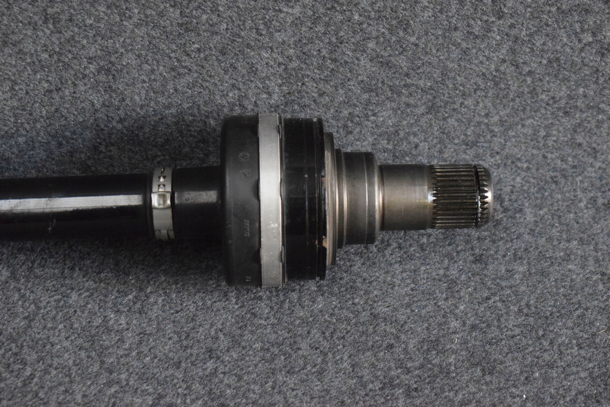semi-axis left rear part BMW X5 X6 G05 G06 8689573