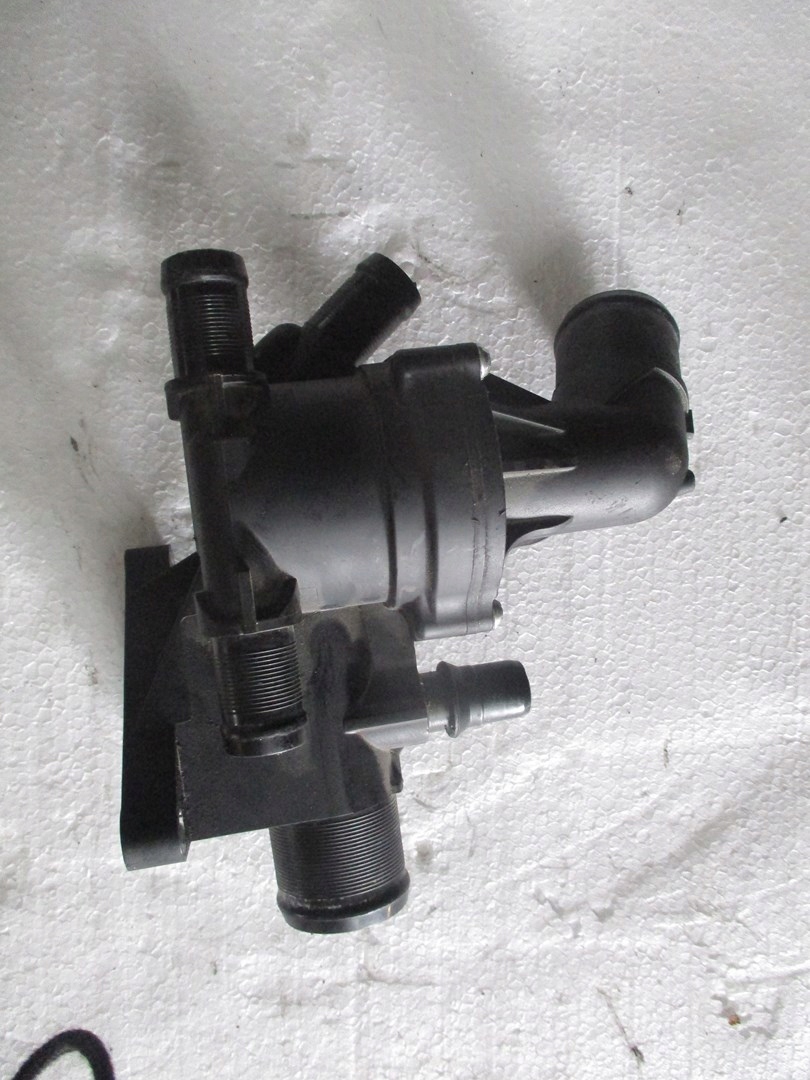 OBUDOWA TERMOSTAT 110614599R NISSAN X TRAIL Producent części Nissan OE