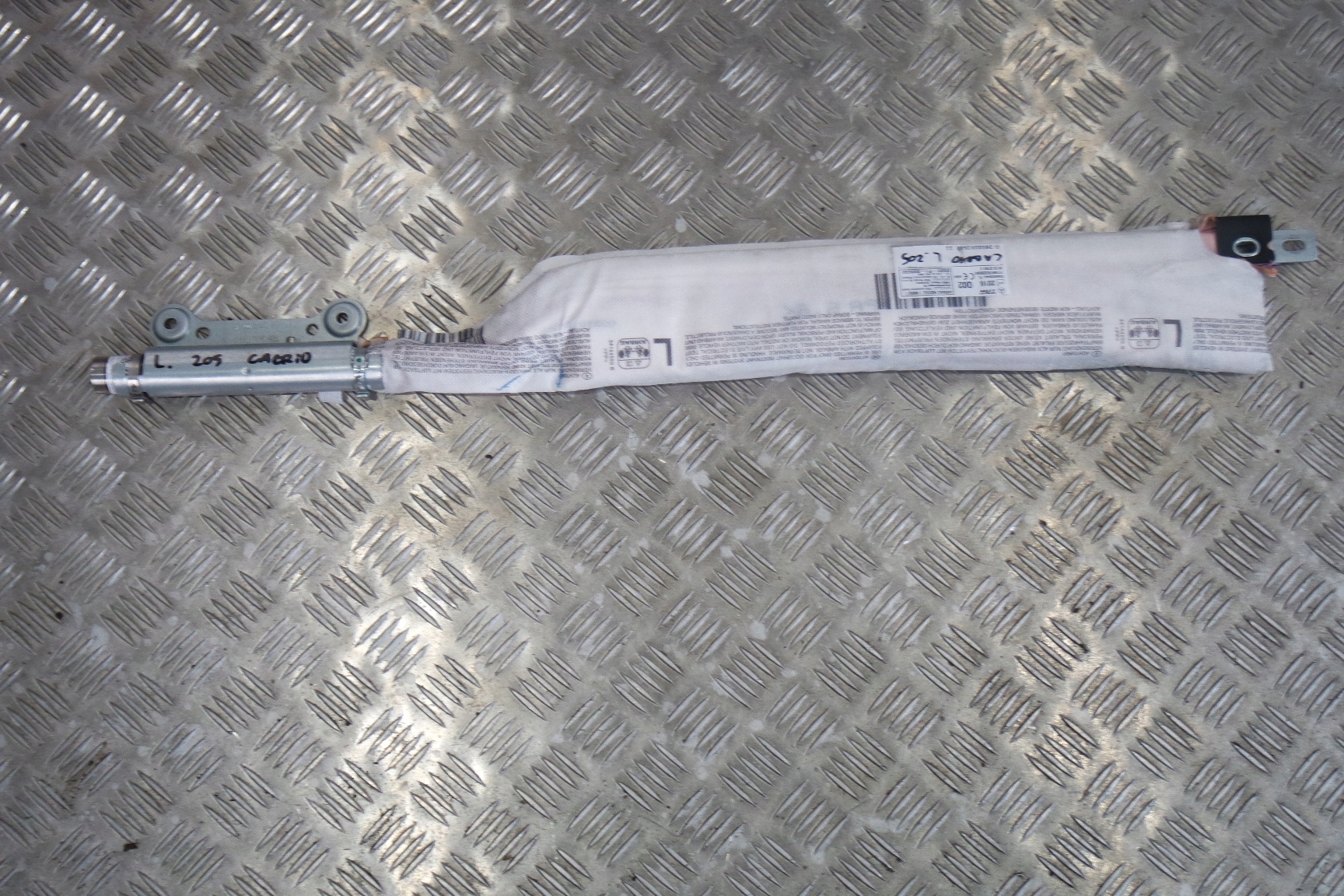 LEWA KURTYNA MERCEDES W205 CABRIO A2058603502