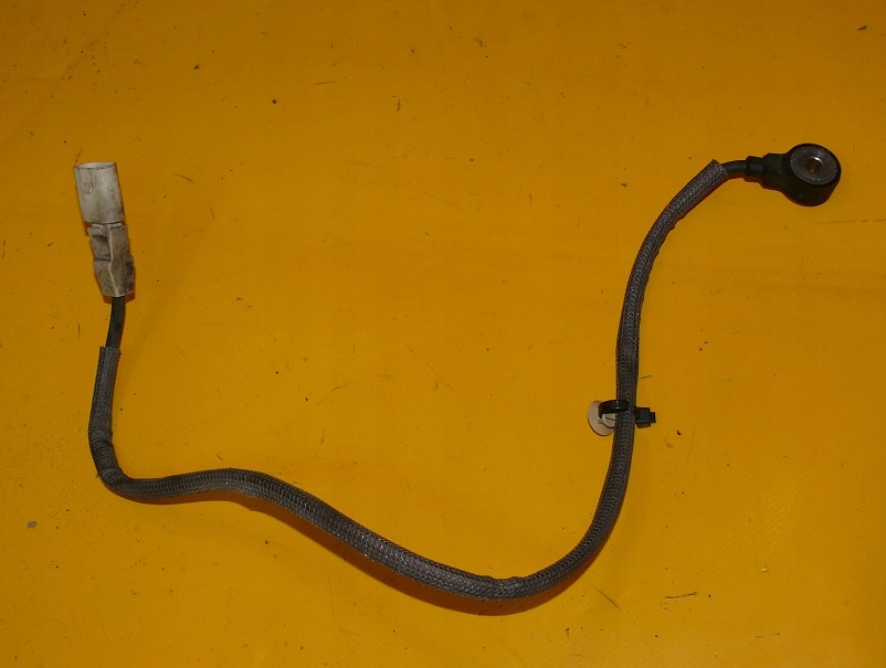 Sensor STUKOWY SPALANIA AUDI A8 D3 6.0 W12 BHT FL