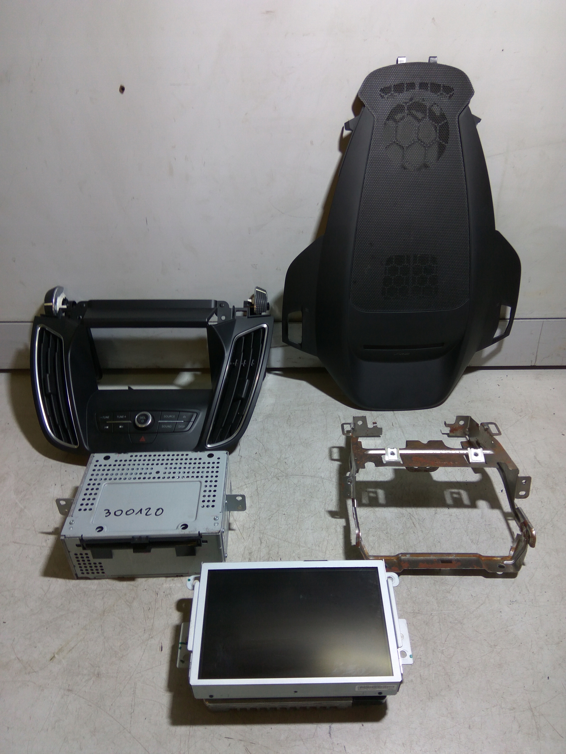 FORD C MAX MK2 II LIFT NAWIGACJA NAVI SYNC 2 RADIO Typ samochodu Samochody osobowe