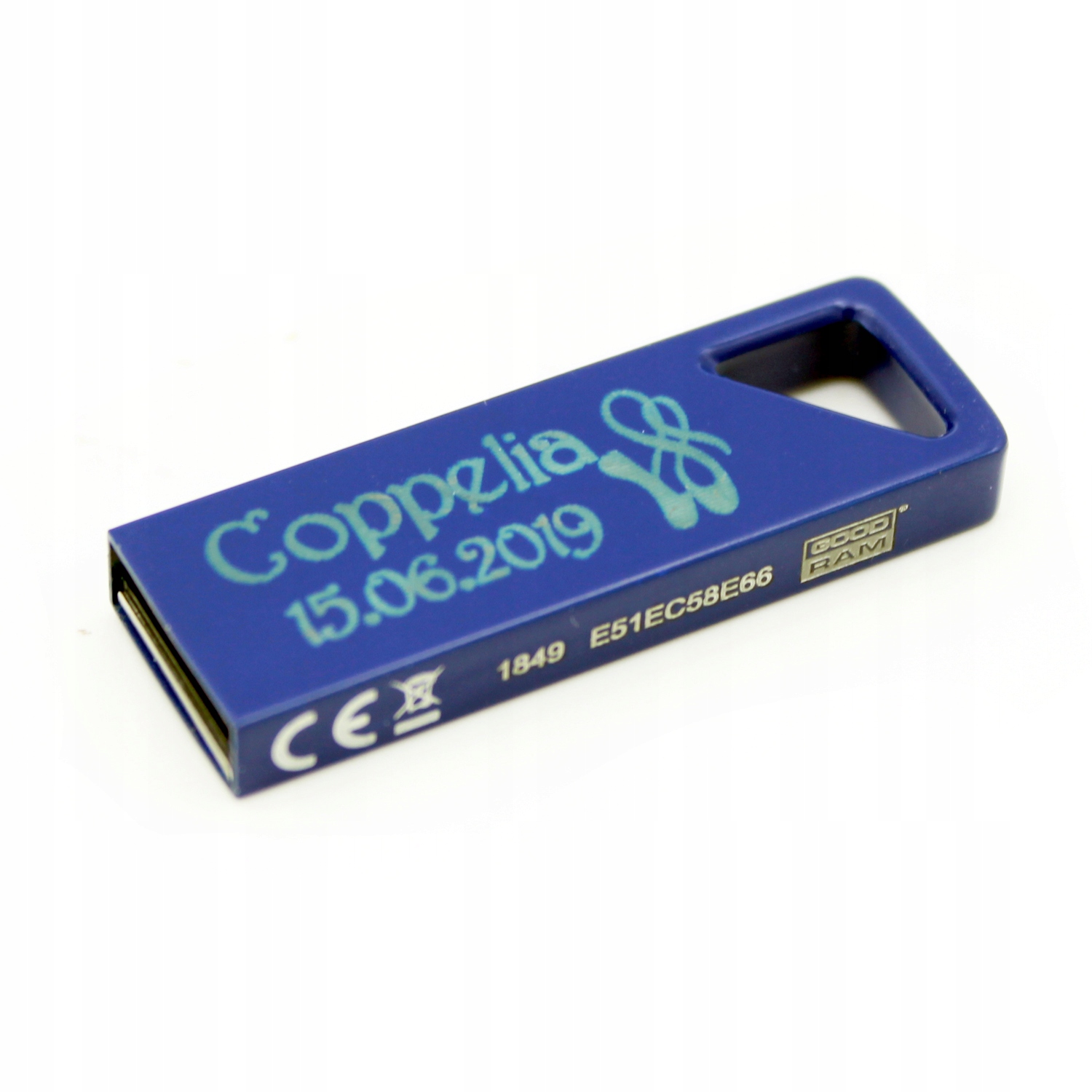 

Pendrive 16GB Goodram + Grawer na prezent