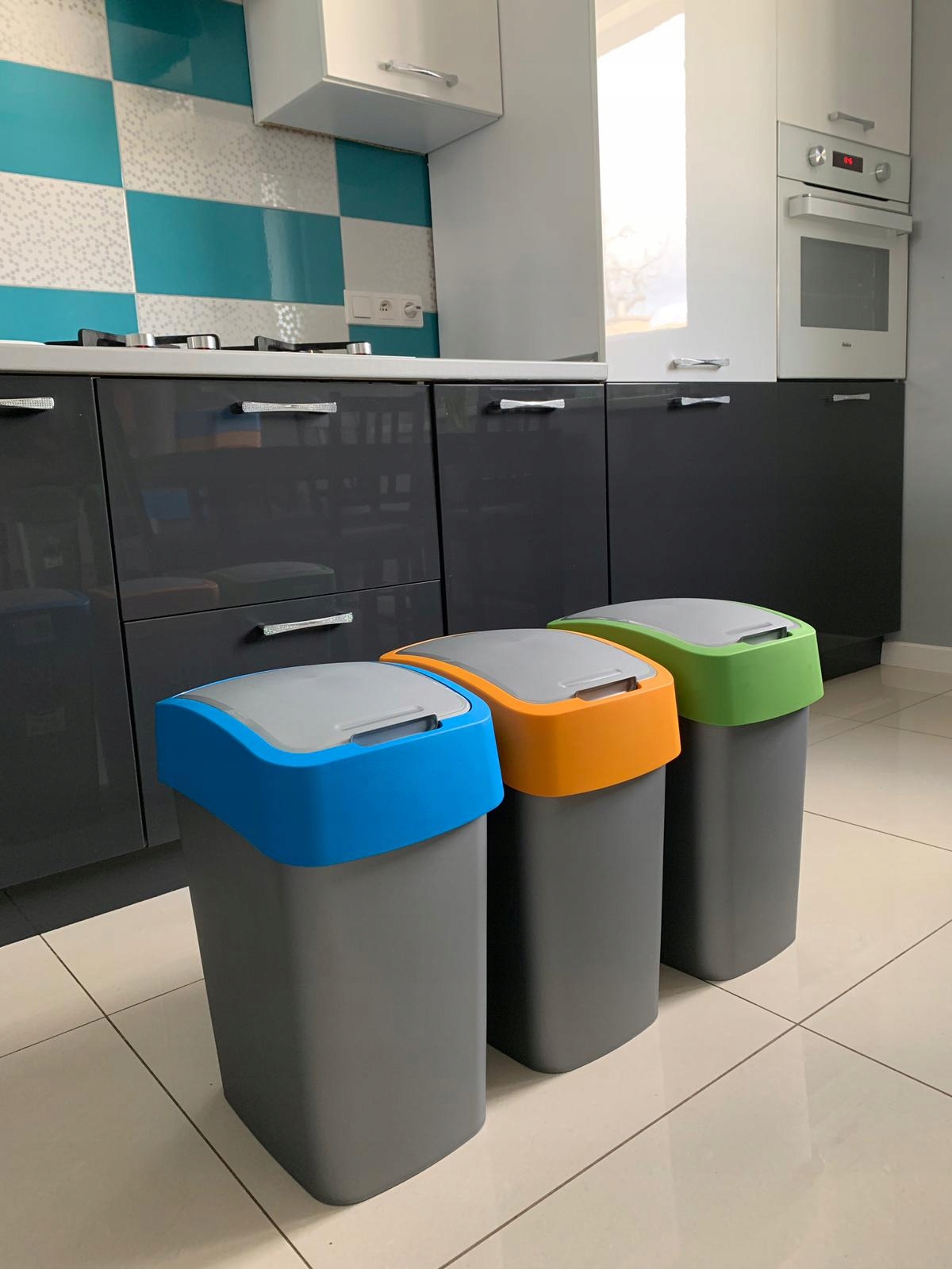 Zestaw kosz 25l do segregacji 3x25L KOSZ CURVER Kod producenta CUR9423278