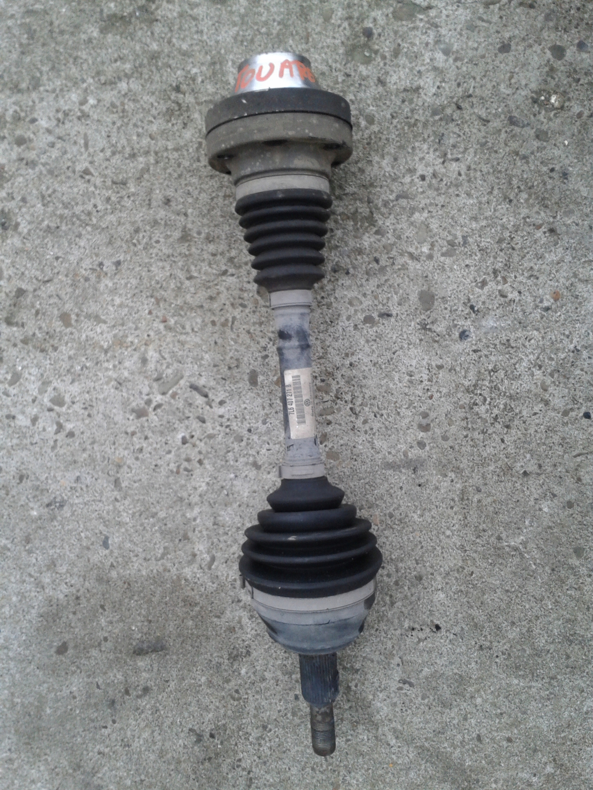 ПОЛУОСЬ ЛЕВЫЙ ПРАВЫЙ VW TOUAREG 2.5 TDI 7L6407271B