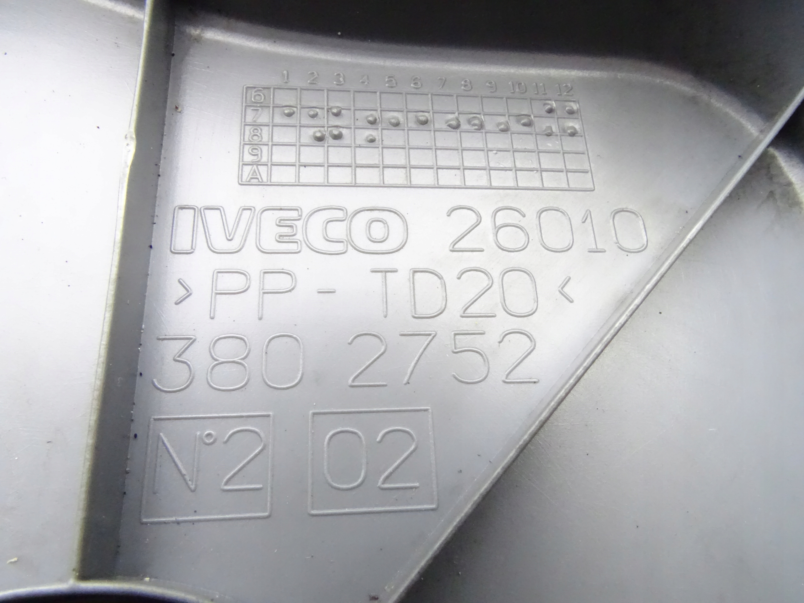 IVECO DAILY IV V 06-14 ZAŚLEPKA SENSORA AIRBAG Producent części Inny