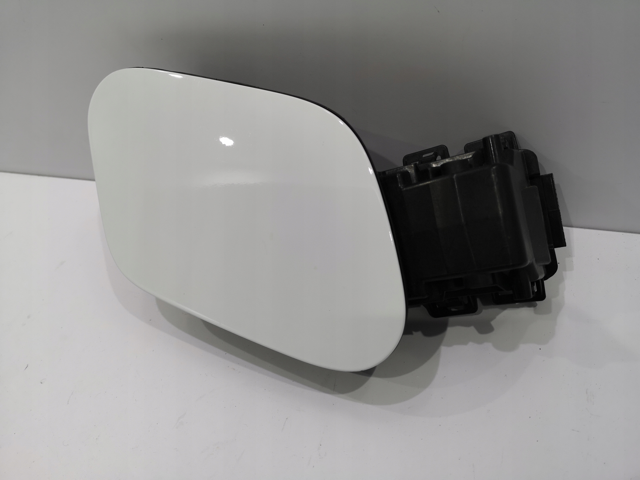 NOWA KLAPKA WLEWU WLEW PALIWA RENAULT SCENIC IV 4 Part number 781202372R