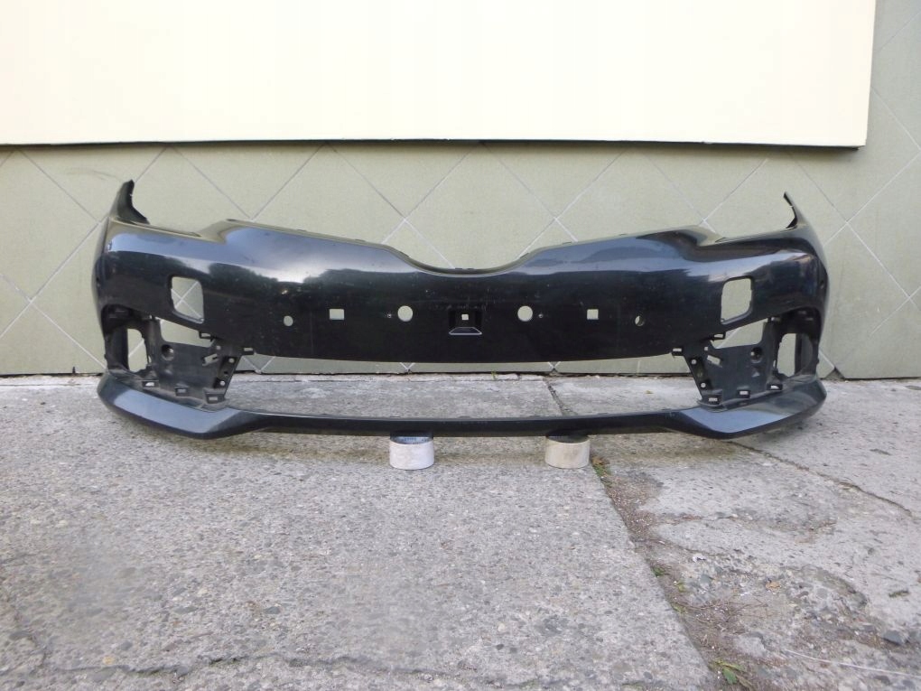 TOYOTA AURIS II LIFT 15- FRONTSTOSSSTANGE