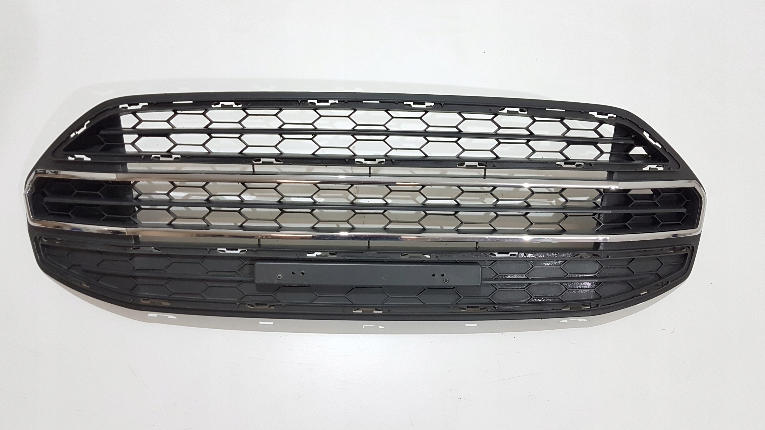 ATRAPA GRILL FORD ECOSPORT 2 II CN15-17B968