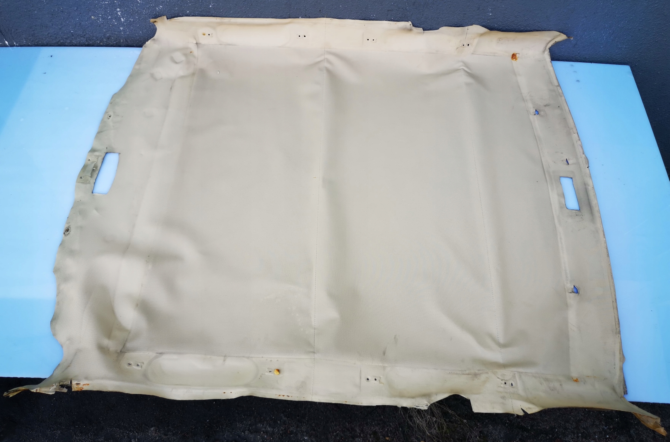 Стеля Mercedes SLC 107 W107 C107