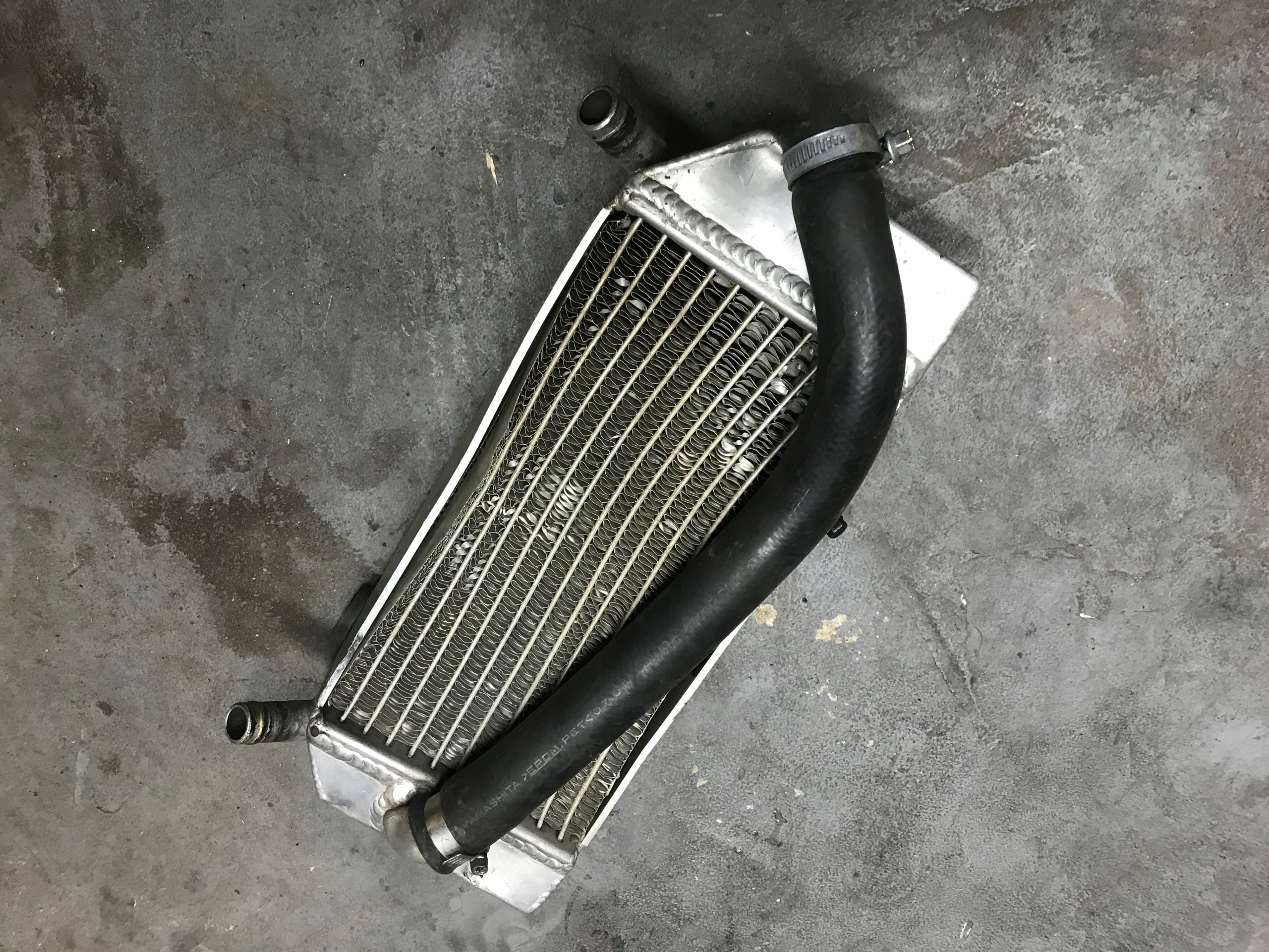 Левый радиатор CRF 250 x Enduro