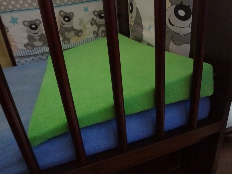 PODUSZKA KLIN DO ŁÓŻECZKA DLA NIEMOWLĄT + POSZEWKA Marka Camicco