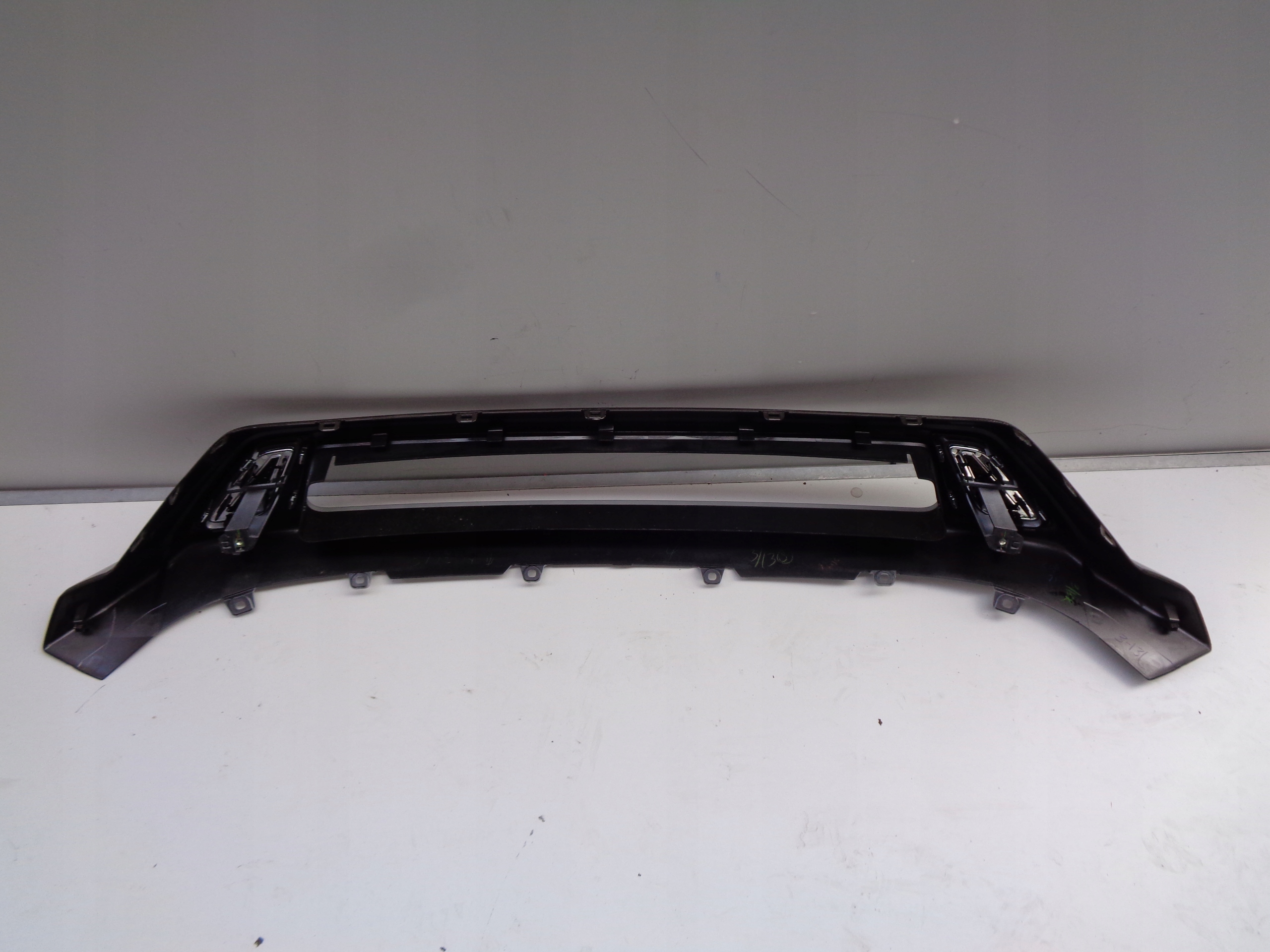 accessori paraurti anteriore MITSUBISHI OUTLANDER 18