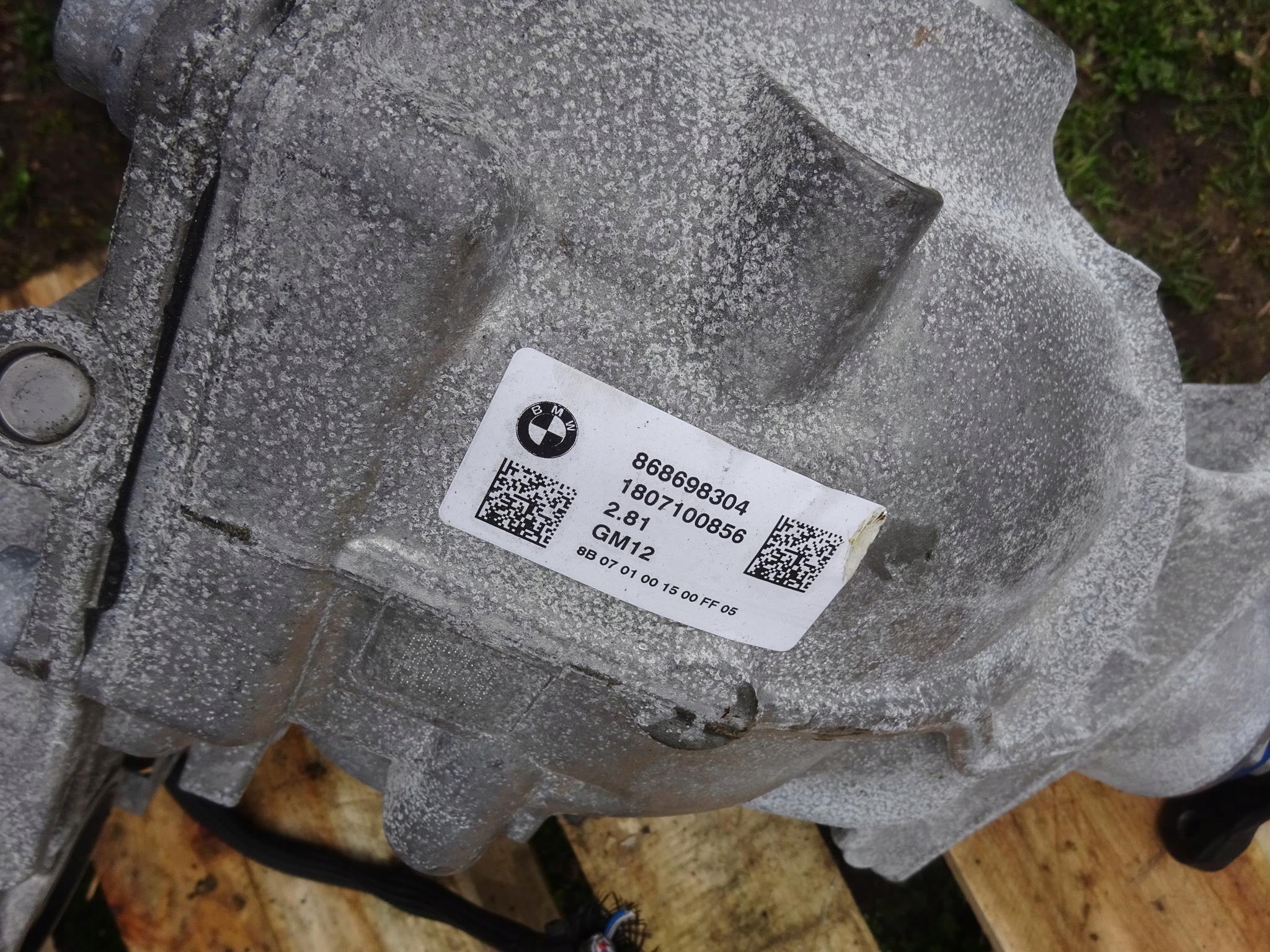 BMW 8 G15 G14 differential diff rear part REDUKTOR 2.81
