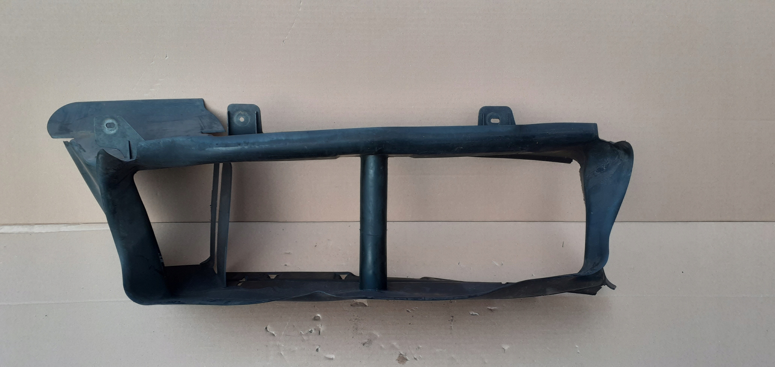 BM51-8314 - ВОЗДУХОЗАБОРНИК ПАНЕЛЬ ТУННЕЛЬ ДЛЯ FORD FOCUS MK3 BM518314