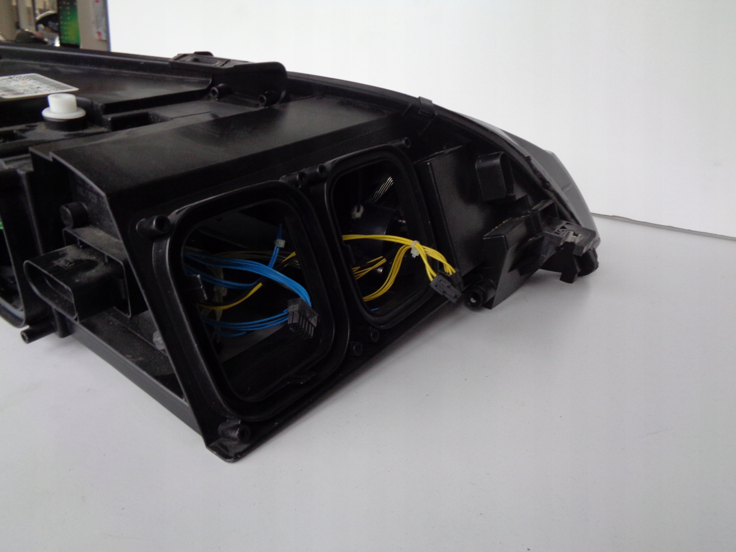 LAMPA LEWA REFLEKTOR AUDI R8 420 08-12 FULL LED Jakość części (zgodnie z GVO) Q - oryginał z logo producenta części (OEM, OES)