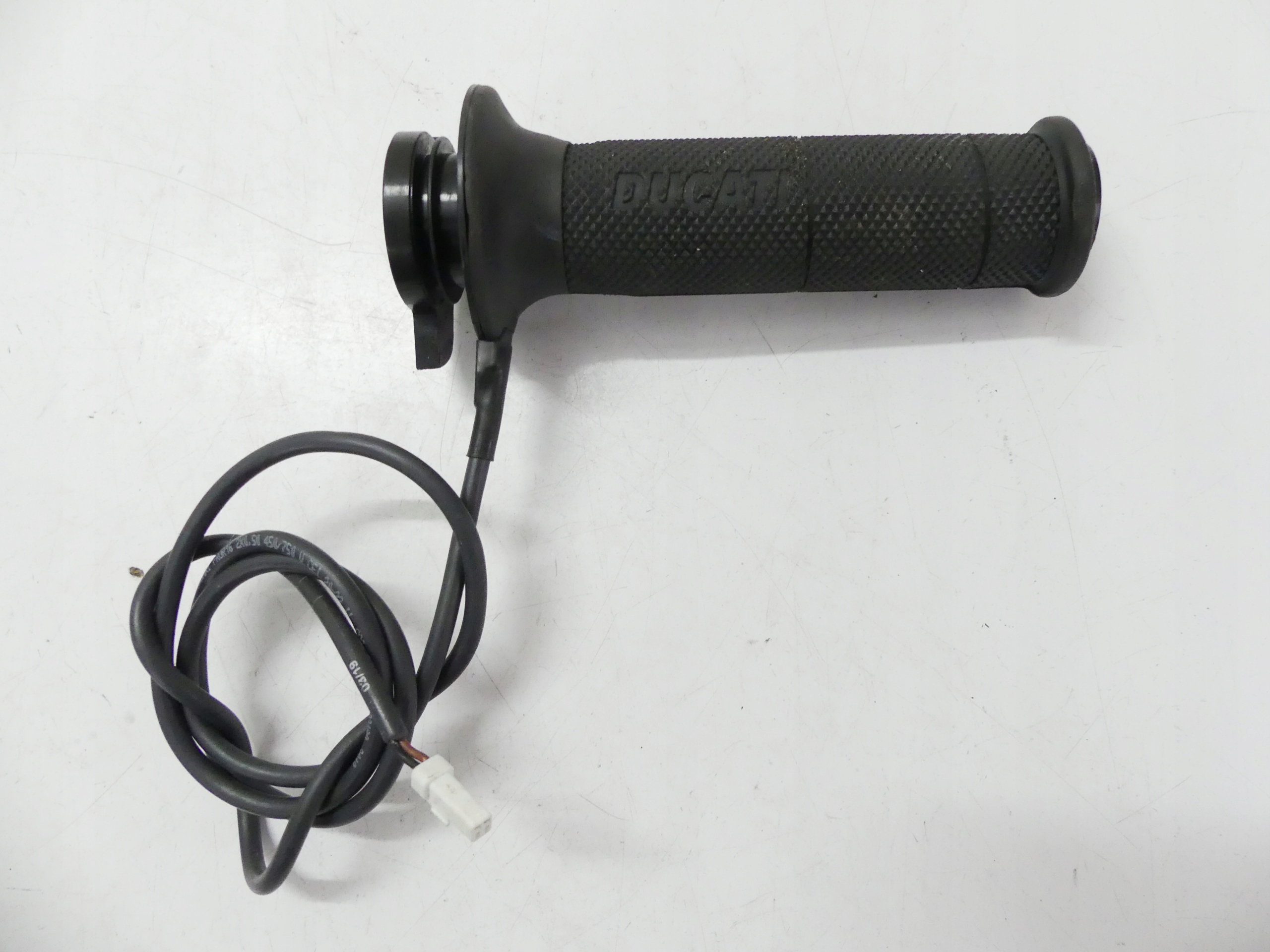 966802421A - ВАЖІЛЬ ПЕРЕМИКАННЯ ПЕРЕДАЧ DUCATI SCRAMBLER 800