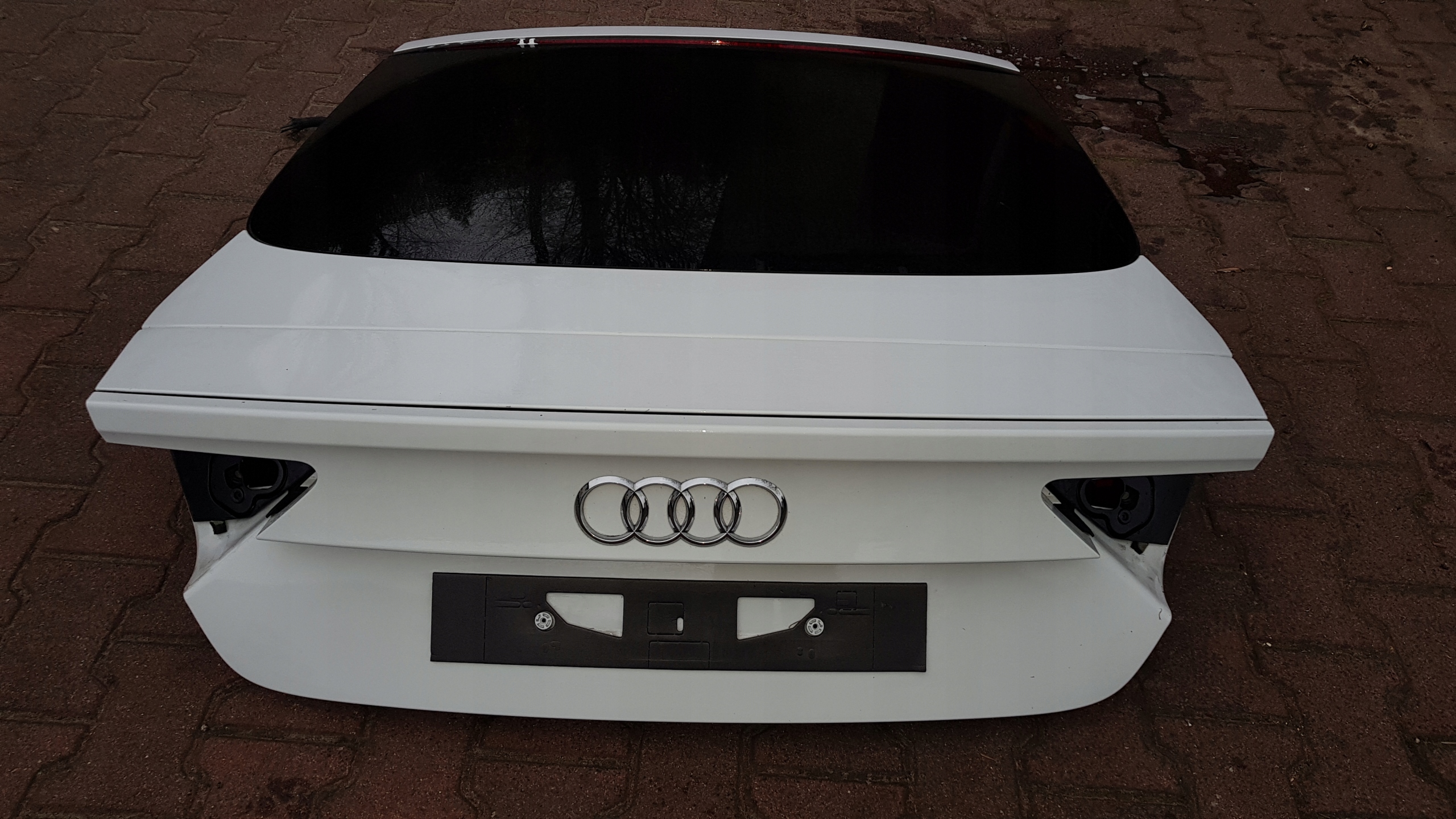 KLAPA TYŁ AUDI A7 4G8 LIFT S-LINE SPORTBACK LS9R Producent części Audi OE