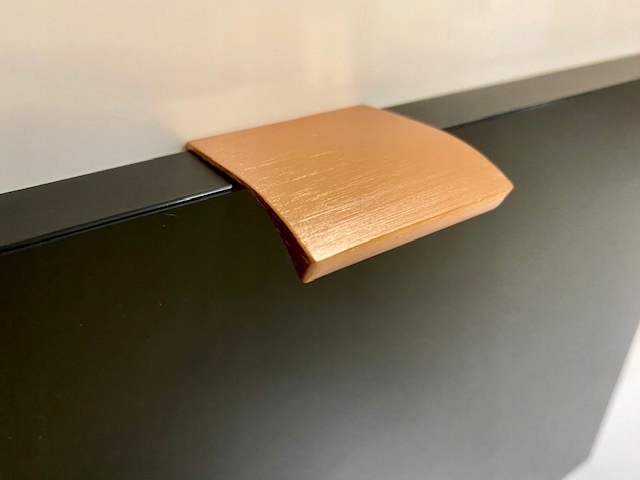 

Uchwyt do mebli krawędziowy Edge miedź L-40 mm