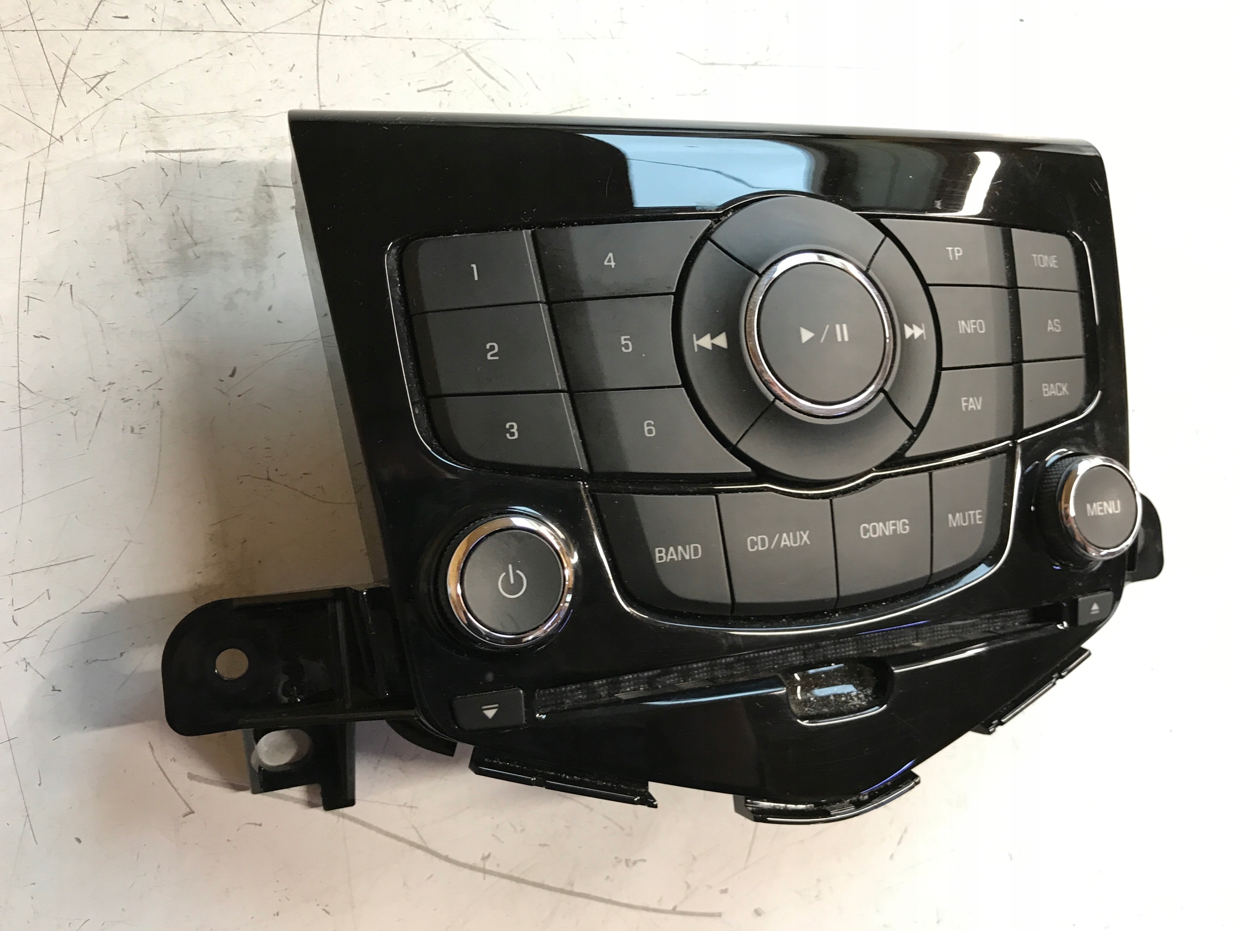 Панель управления шевроле круз. Торпеда шевроле круз 2013. Панель шевроле круз 2012. Шевроле круз 2011 года салон. Торпеда шевроле круз 2011.