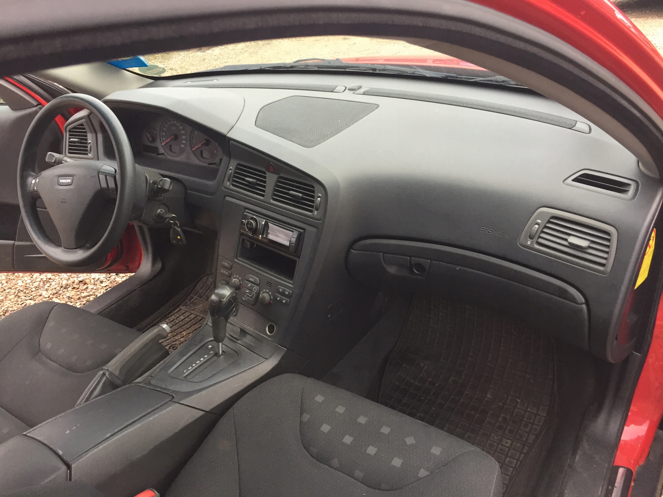 DESKA VOLVO S60 V70 XC70 KONSOLA AIRBAG PULPIT