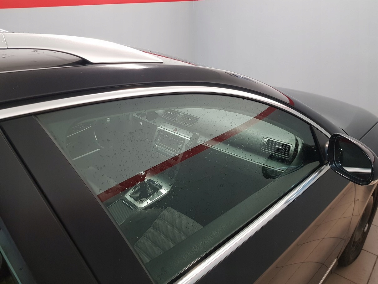 LISTWA DRZWI PRAWA PRZÓD GÓRNA CHROM PASSAT B6