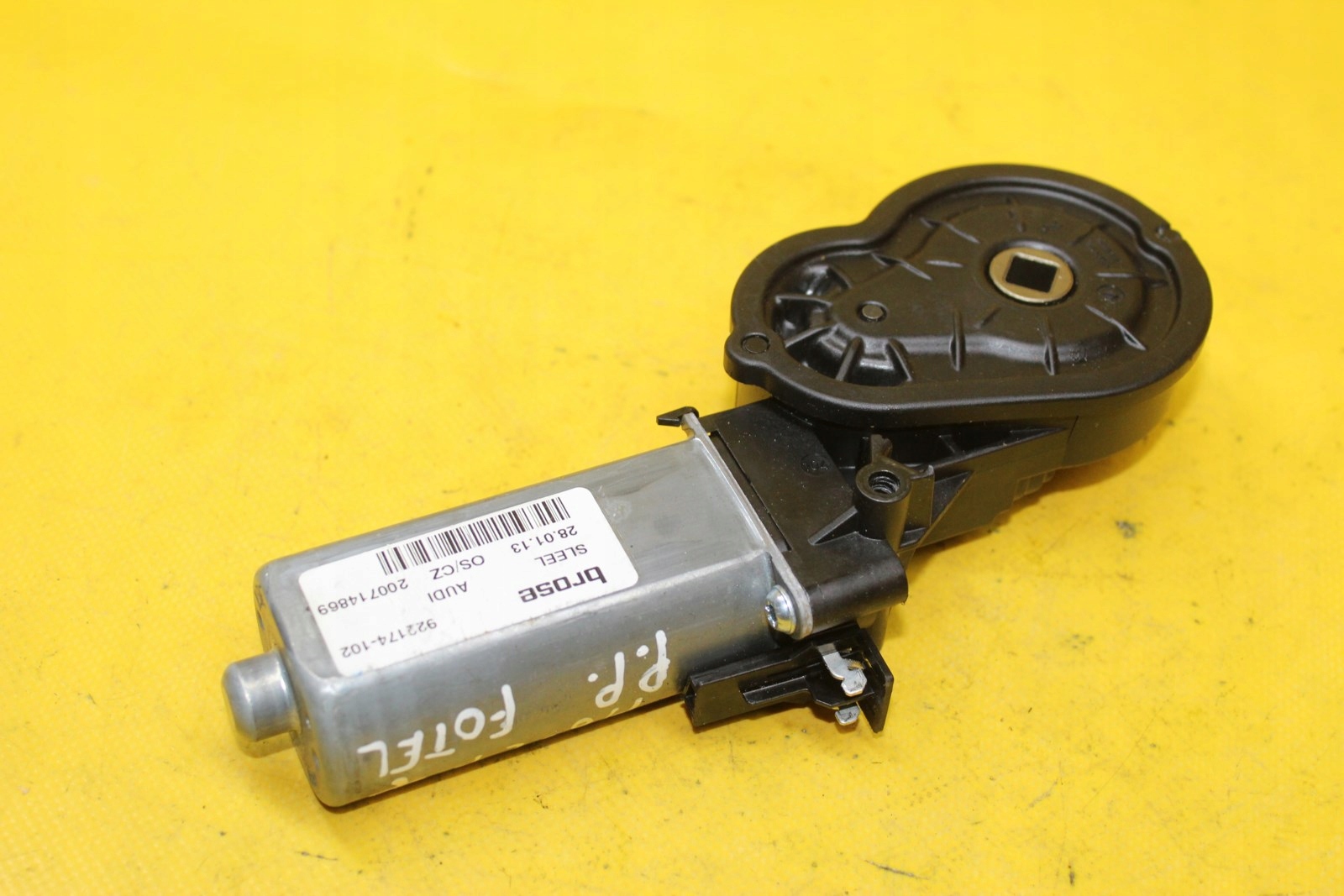 Правый передний мотор регулировки сиденья A6 C7