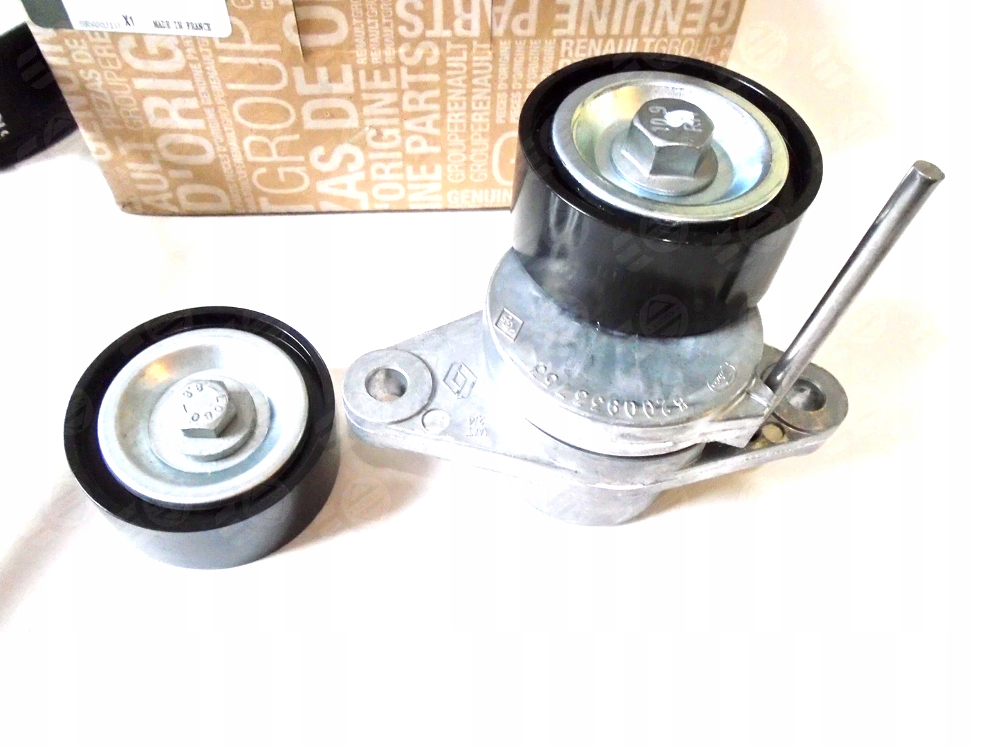 Napinacz pasek Duster Sandero Logan Thalia Oryg 117206746R Producent części Renault OE