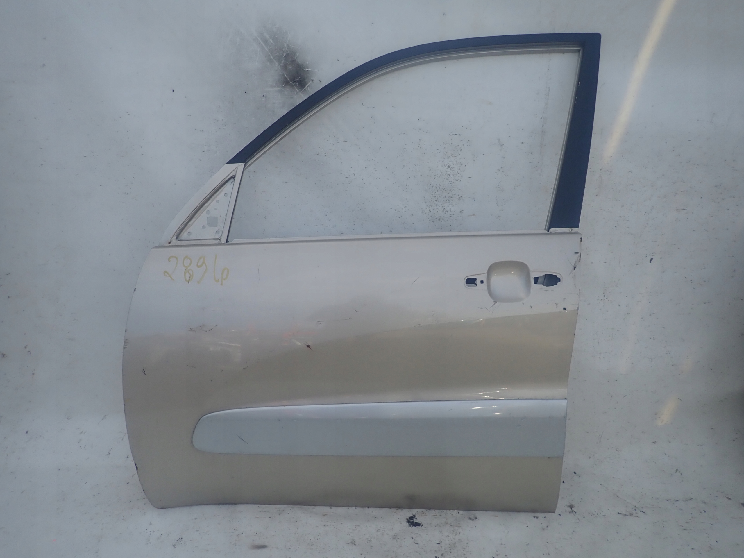 TOYOTA RAV4 II 2 00-05 door front front left