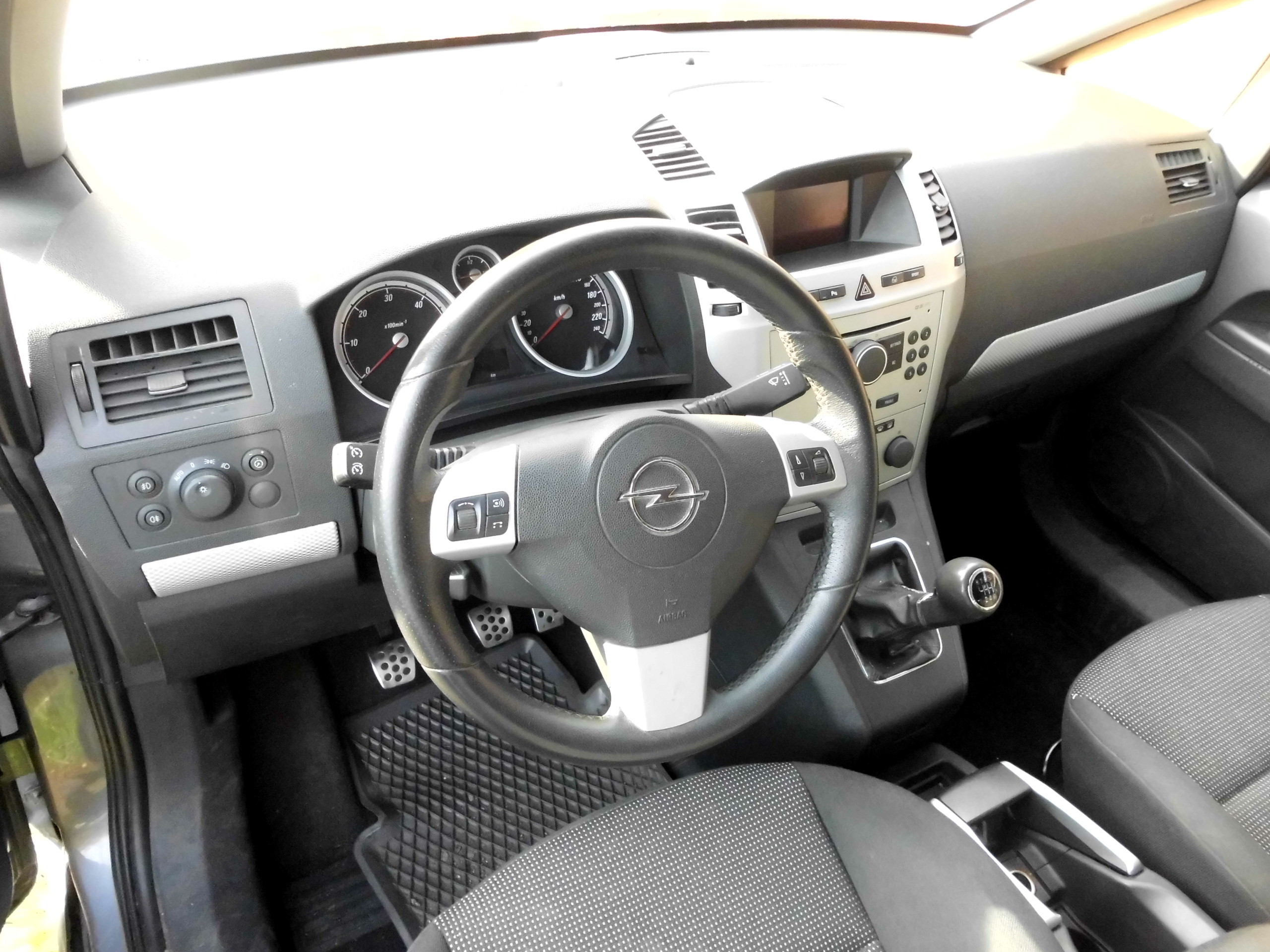 OPEL ZAFIRA B DESKA ROZDZIELCZA NAPINACZE ORYGINAŁ