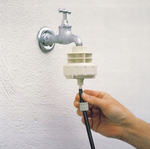 Redukce tlaku vody pro zavlažovací soupravu