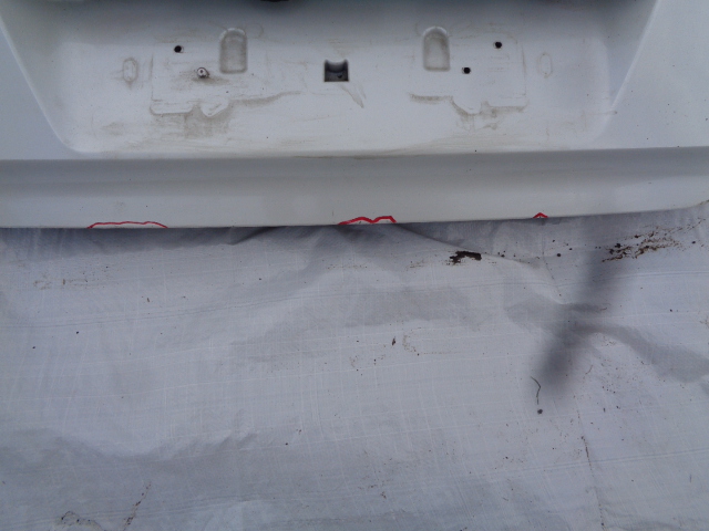 PEUGEOT 308 T9 HB KLAPA TYLNA TYL KAMERA KWED Typ samochodu Samochody osobowe