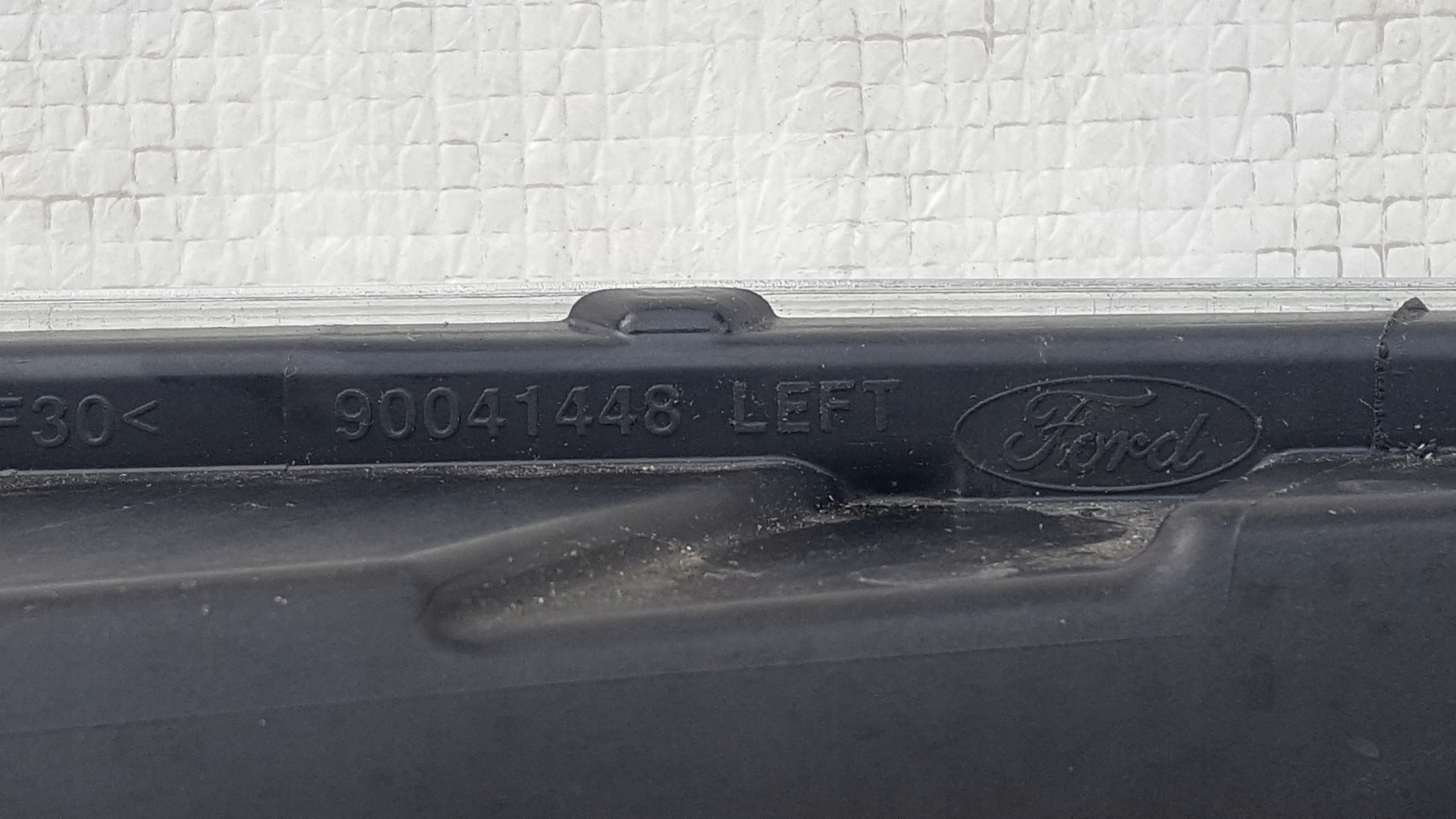 FORD MONDEO MK5 HALOGEN LEWY ŻARÓWKA ORYGINAŁ Źródło światła Tradycyjne / halogenowe