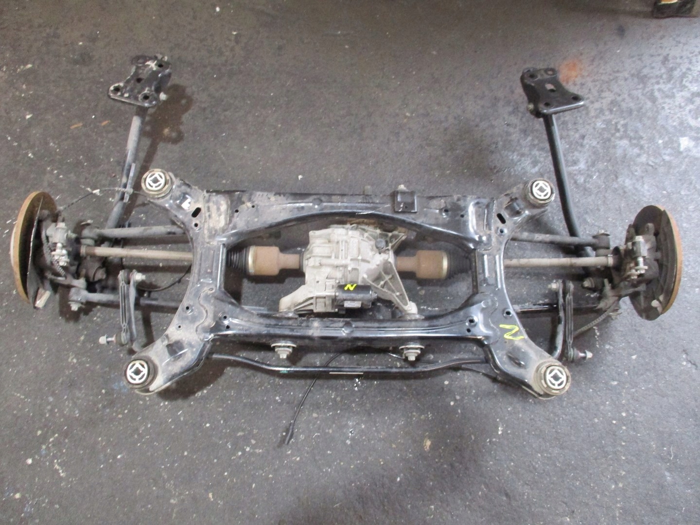 Zawieszenie JEEP RENEGADE 1,3 T-GDI 18R TYŁ Numer katalogowy części Zawieszenie JEEP RENEGADE 1,3 T-GDI 18R TYŁ