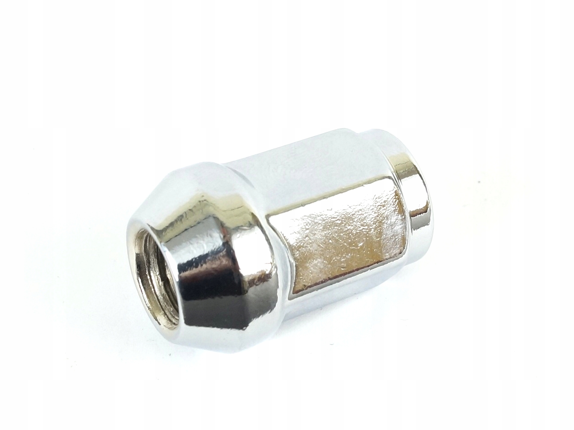 

Nakrętka koła Volvo 950 960 S40 M12x1.5 stożek