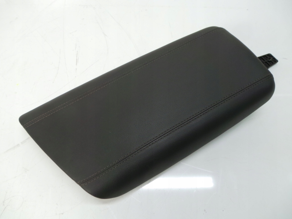 Pokrywa podłokietnika skóra Alfa Stelvio