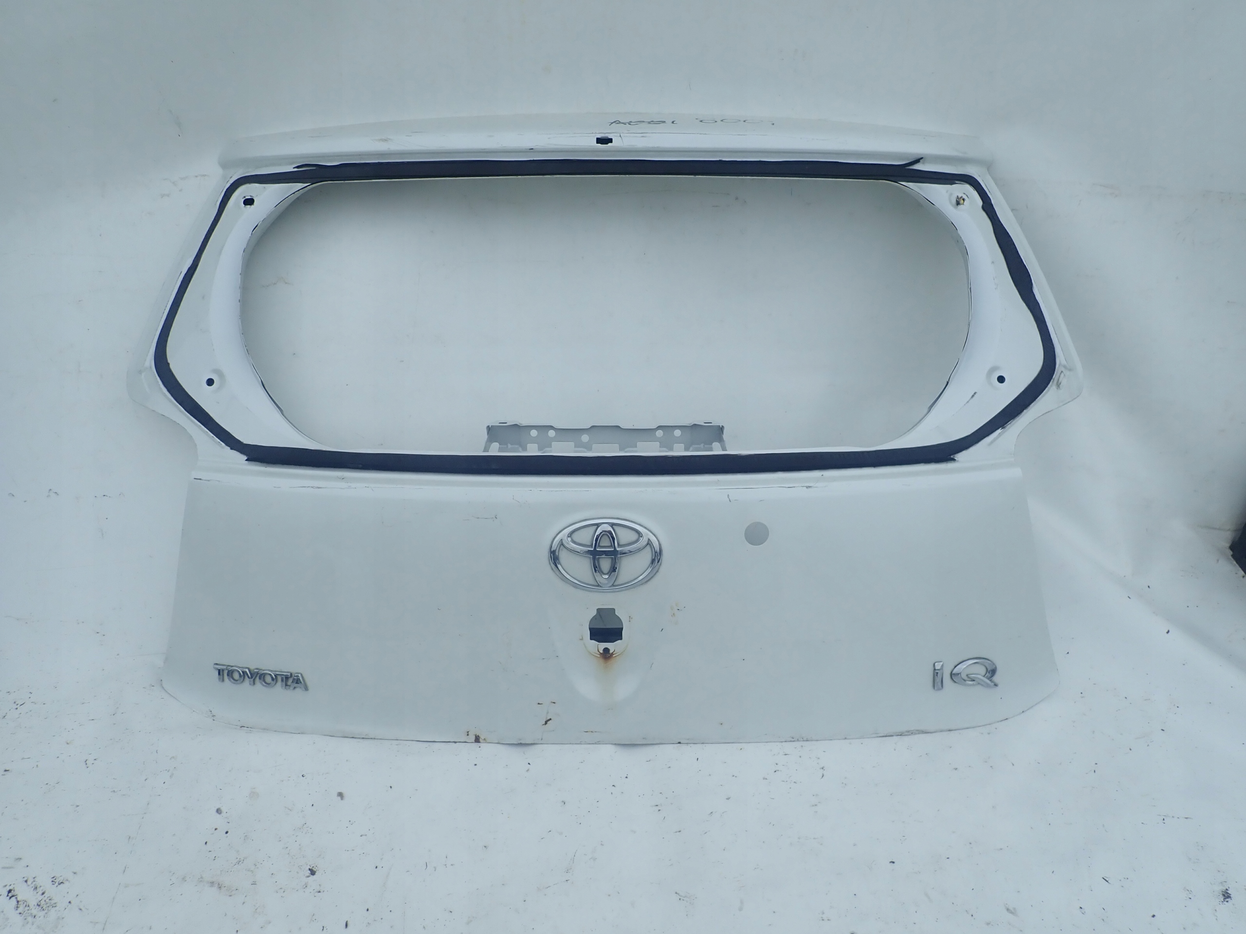 TOYOTA IQ 08-> KLAPA BAGAŻNIKA TYŁ TYLNA
