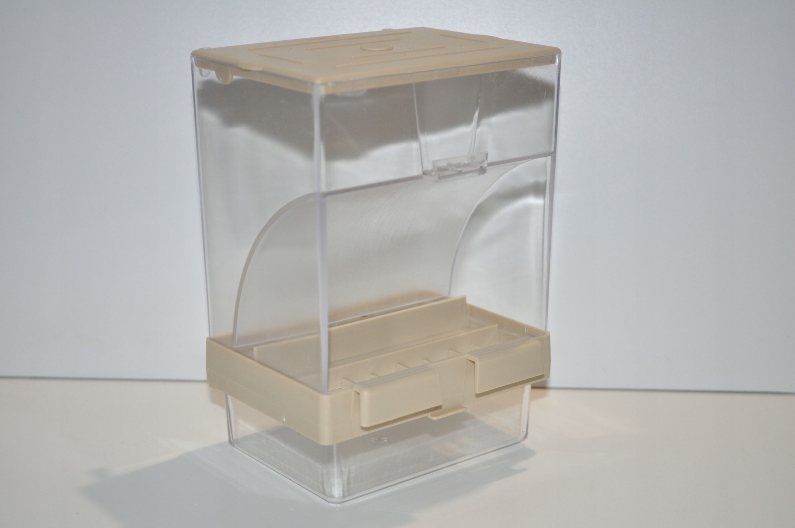 Karmidło Silos z łapaczem łusek dla egzotyki, kanarków, NIE DLA PAPUG !