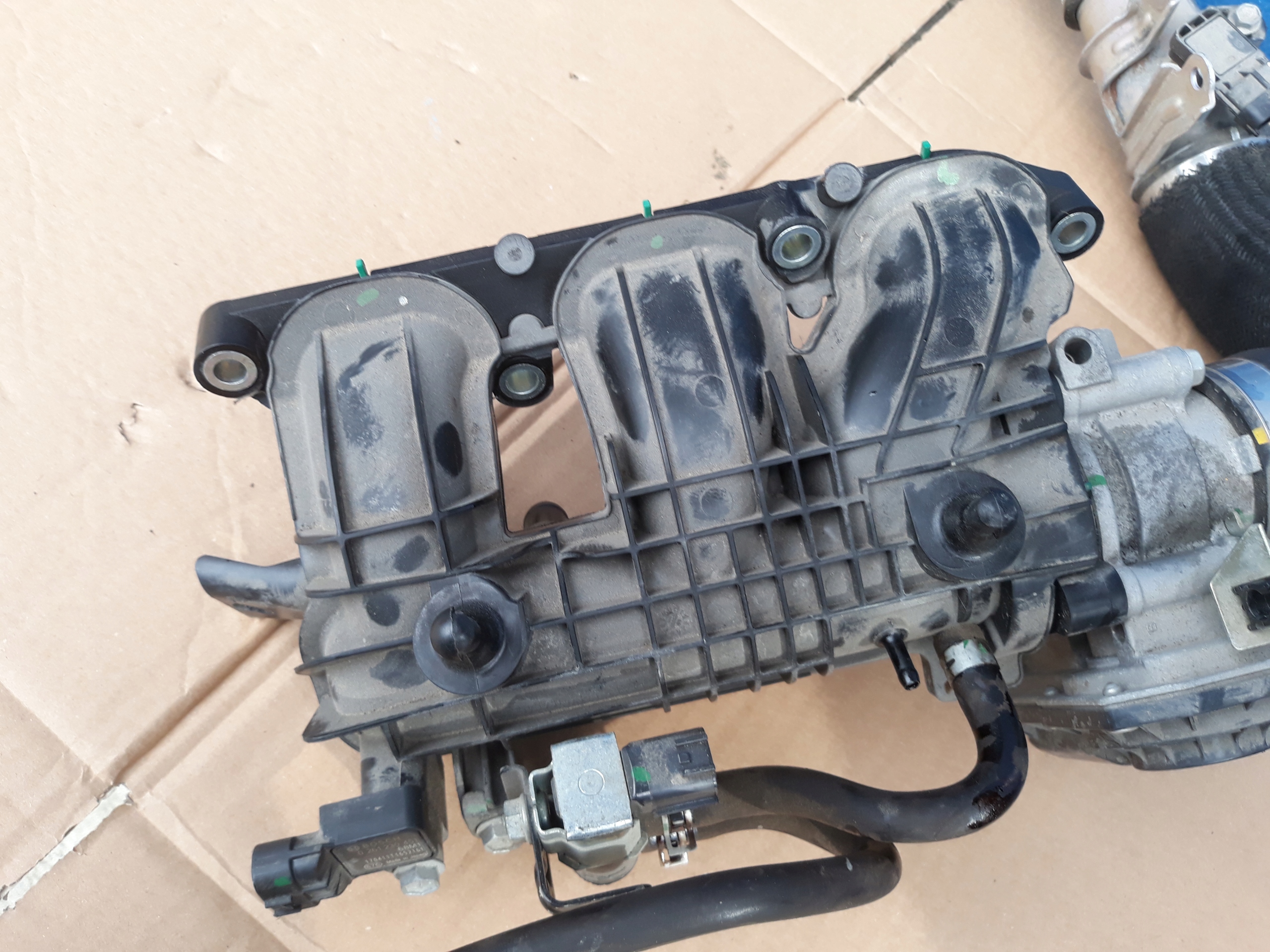 коллектор Впускный suzuki SWIFT MK8 1,0 .