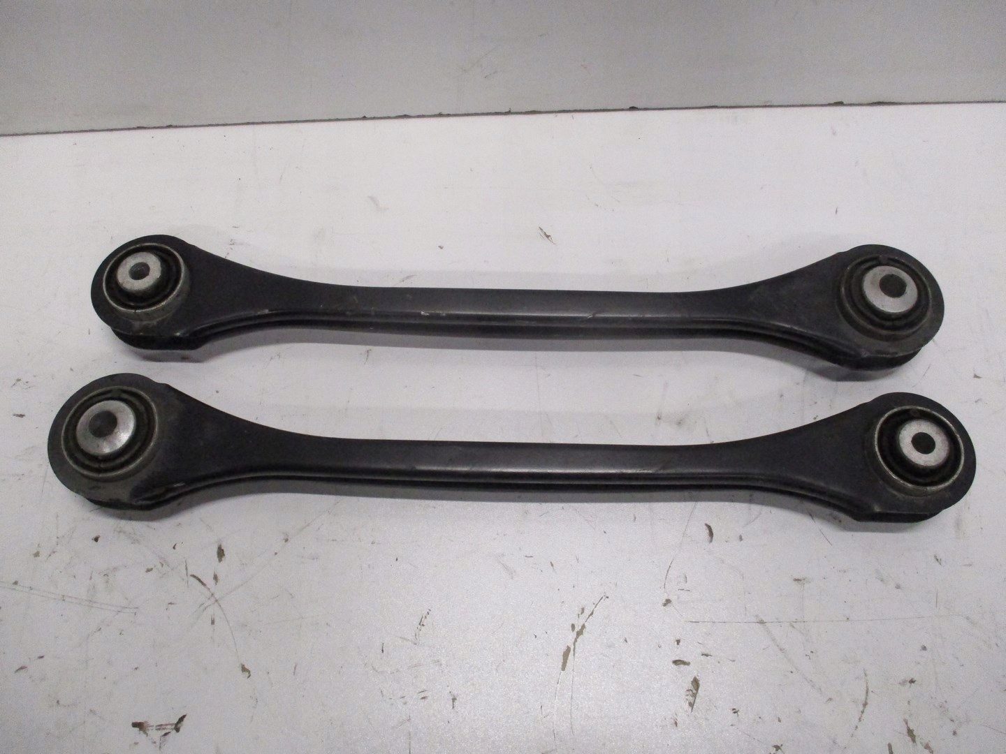 Querlenker heck AUDI Q7 4M0 3,0TDI links