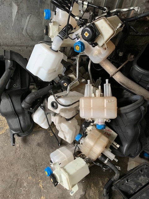 0000 - ПЕРЕМЫЧКА DUCATO III УСИЛИТЕЛЬ И РЕЗЕРВУАР ДЛЯ ВОДЫ 2019