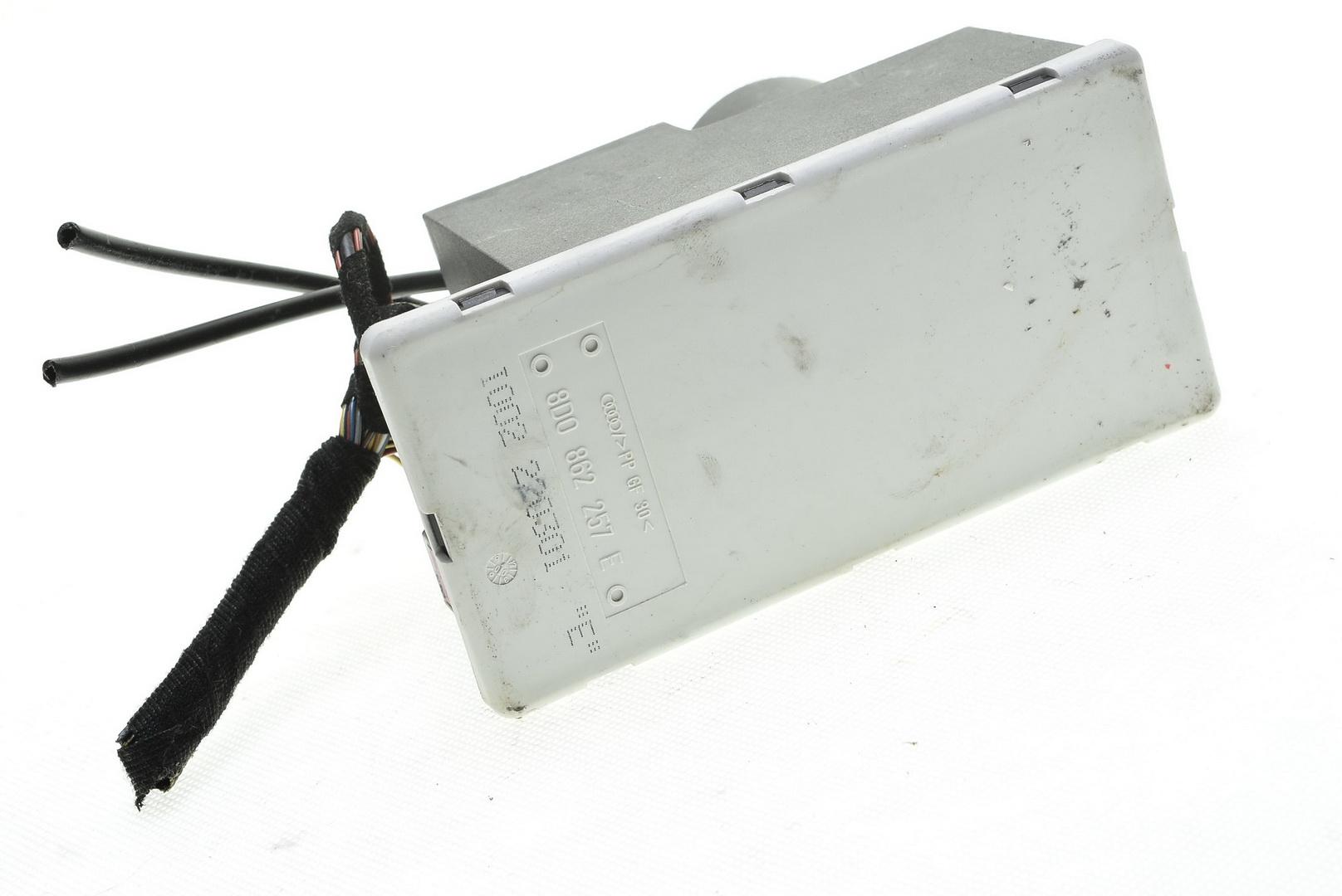 POMPKA ZAMKA CENTRALNEGO AUDI A3 8L 8D0862257E Typ samochodu Samochody osobowe