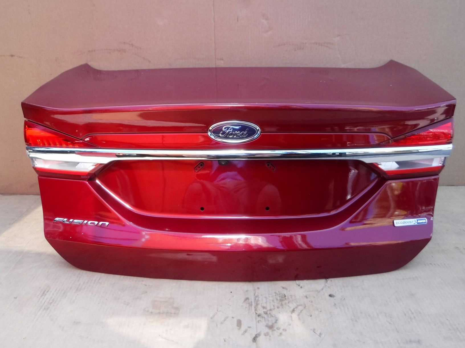 TYLNA KLAPA KOMPLETNA FORD FUSION USA LIFT RUBBY R Typ samochodu Samochody osobowe