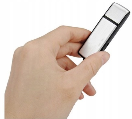 dyktafon pendrive 8GB podsłuch aktywacja głosem VA wbudowany akumulator 15h Kod producenta ElmaxŁódź