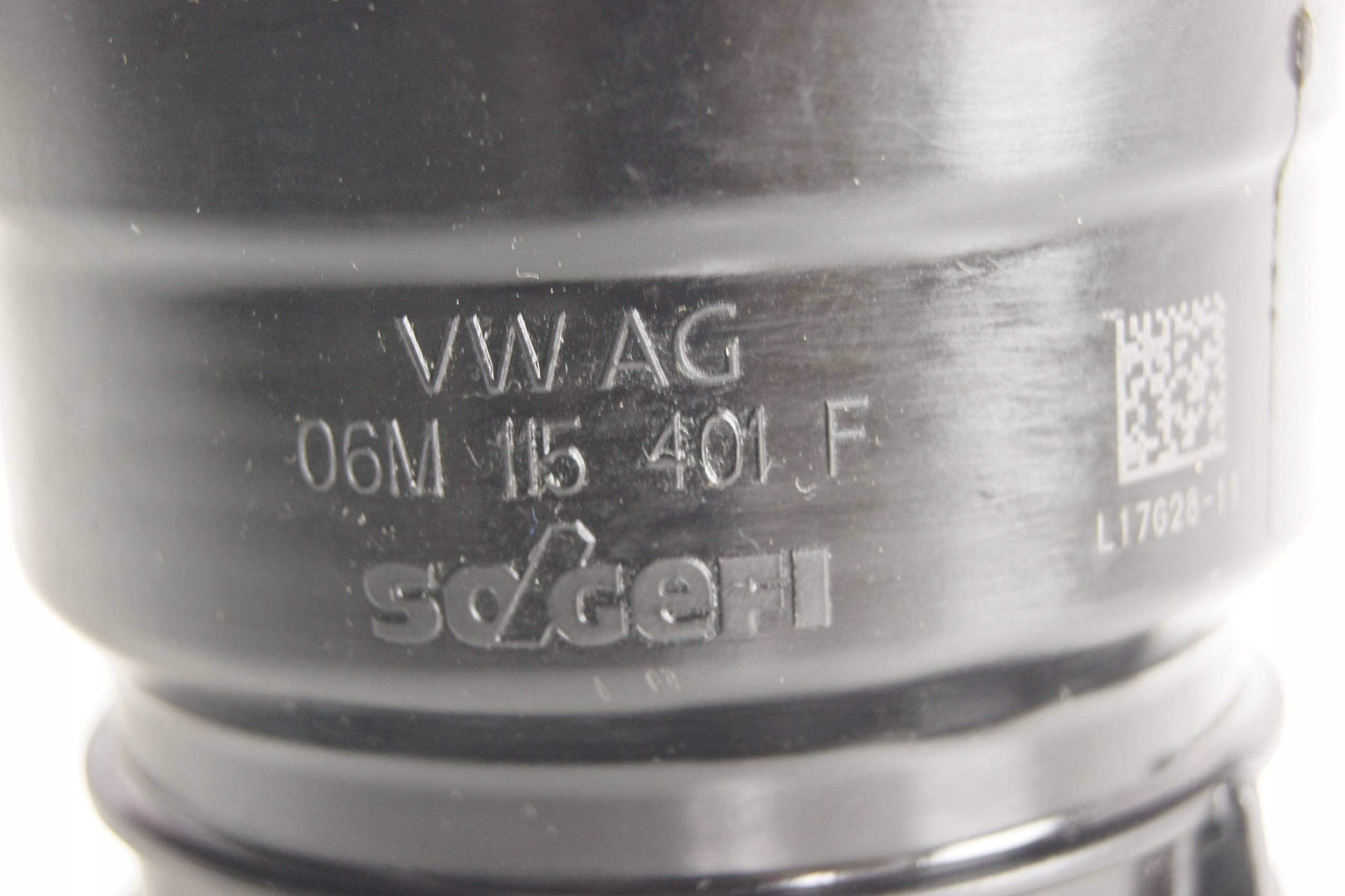 TOUAREG III TSI PODSTAWA FILTRA OLEJU 06M115401F Typ samochodu Samochody osobowe