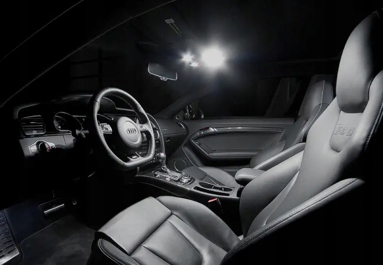 AUDI A5 Zestaw LED do wnętrza 12szt 6000K biel EAN (GTIN) 5905289690582