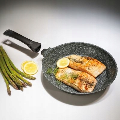 

Patelnia Granitowa 28 cm z odczepianą rączką