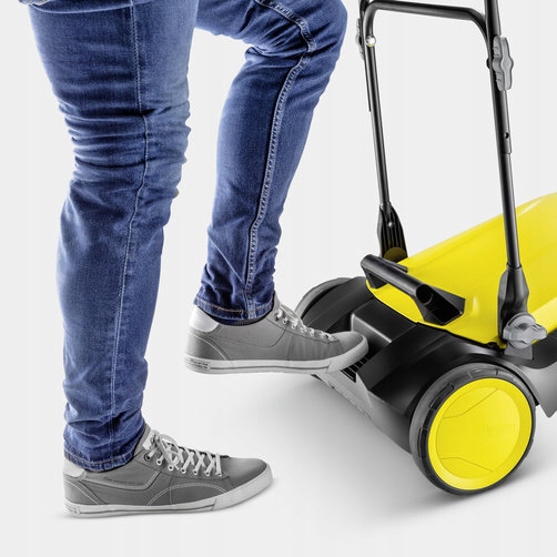 ZAMIATARKA DO LIŚCI KOSTKI TARASU KARCHER S 4 TWIN RĘCZNA SKUTECZNA 20L Marka Kärcher