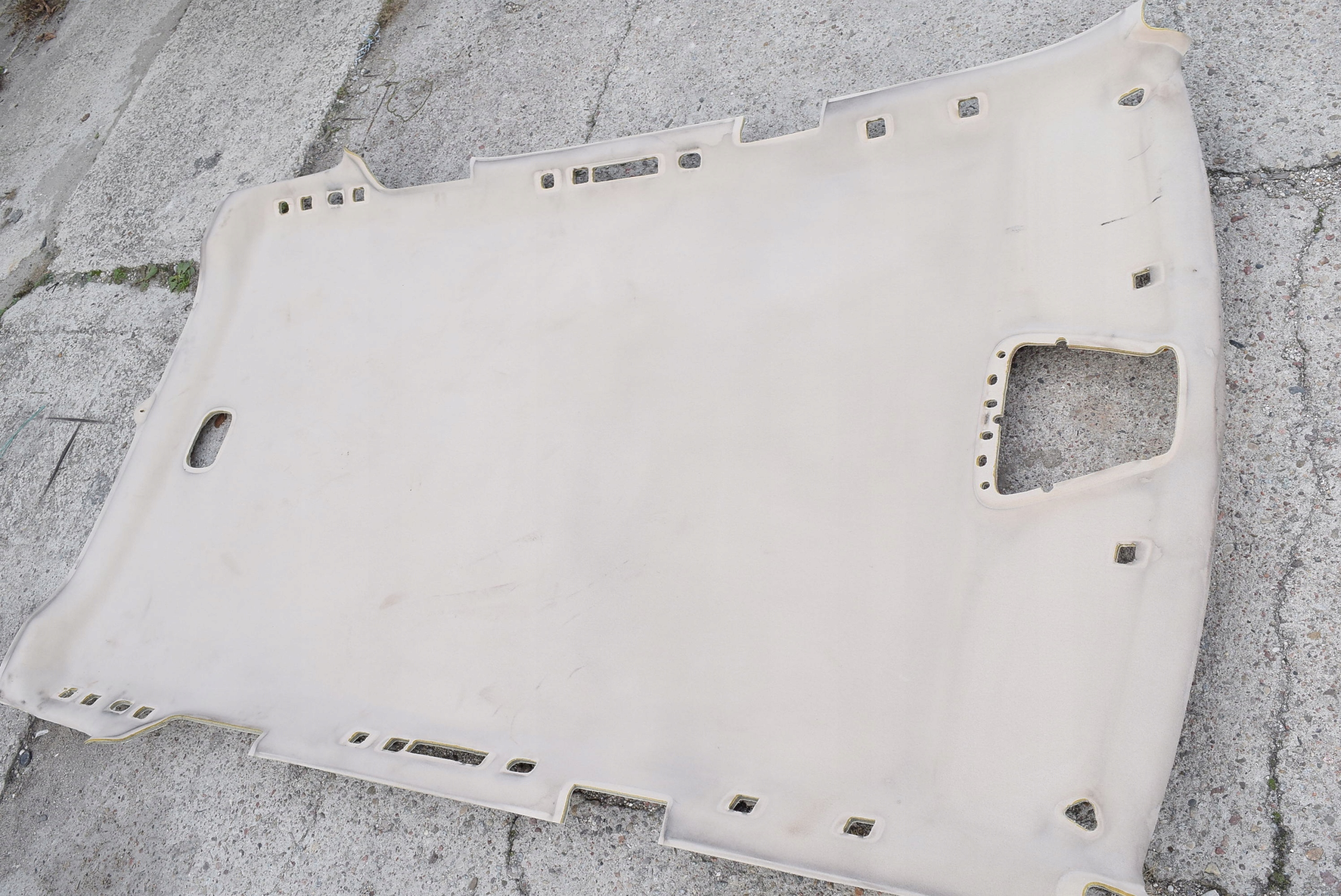 MERCEDES W163 ML 3.2 V6 бежевый потолок