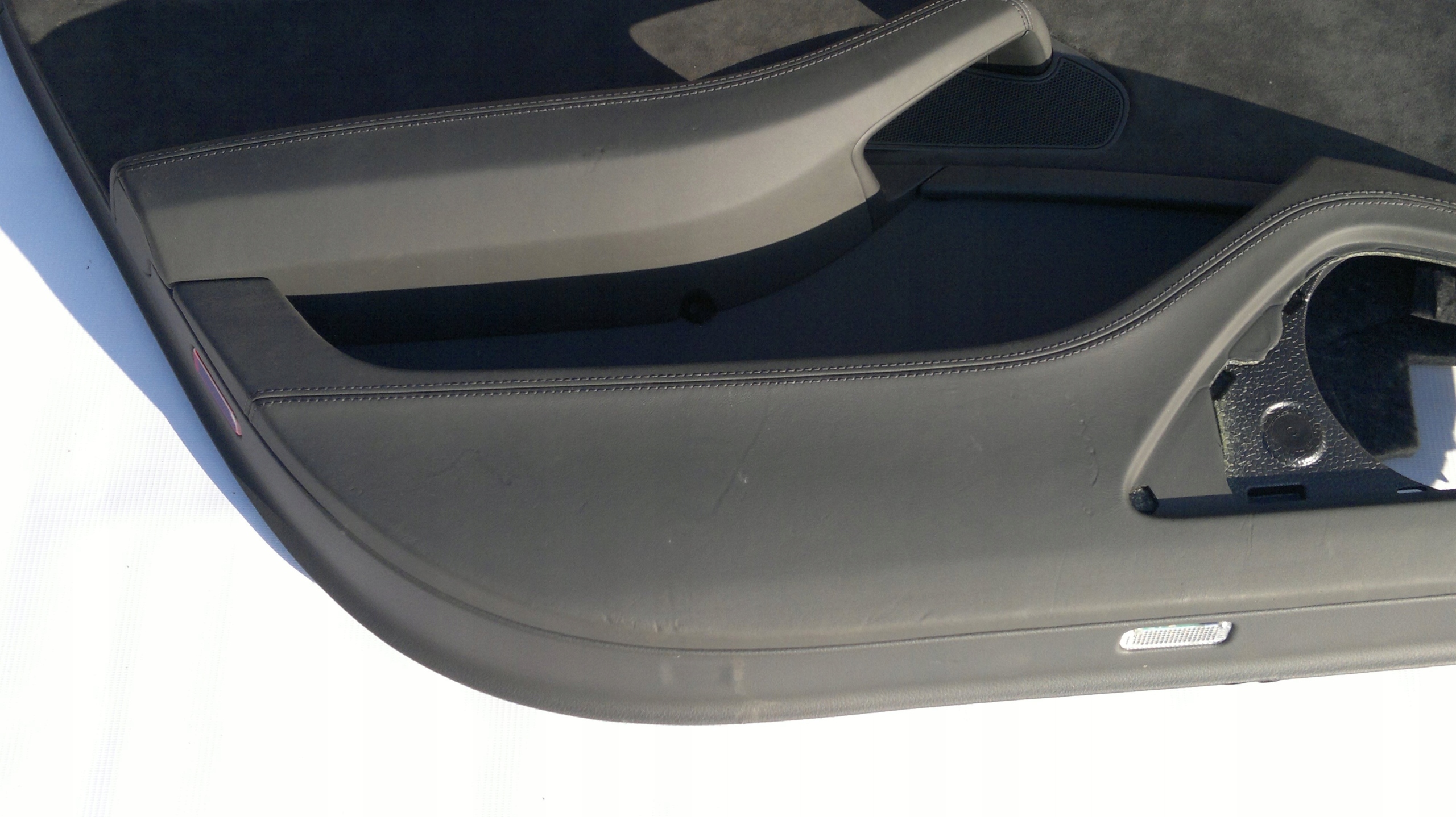 AUDI A8L 4H BOCZEK DRZWI TYŁ LEWY 4H4868067 SOUL Numer katalogowy części 4H0971142E